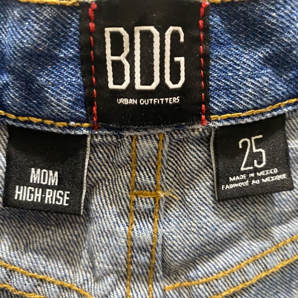 Urban Outfitters BDG A-Line Denim Short - Picture 3 of 4